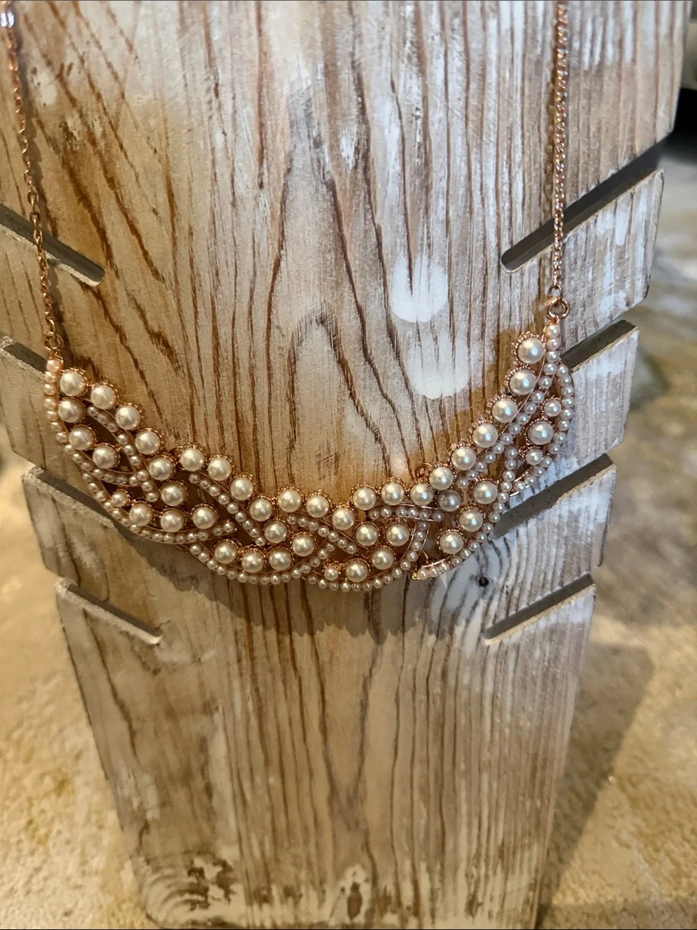 Elegant Pearl Cluster Necklace in Rose Gold